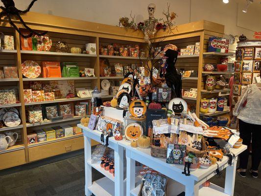 HALLOWEEN & THANKSGIVING DECORATIONS