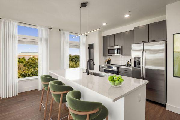 Mira Raleigh Apartments