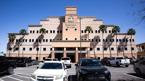 DHR Health Hematology Oncology