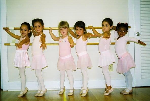 Donna Lee Studio of Dance