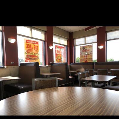 New building, clean dining area