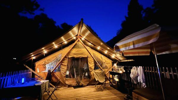 Huttopia Paradise Springs