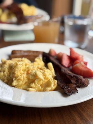 Breakfast in the Dining Room