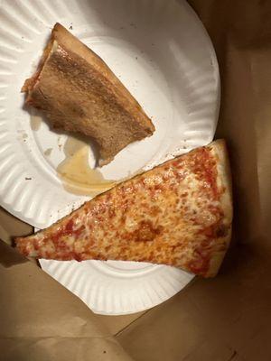 Plain pizza slices