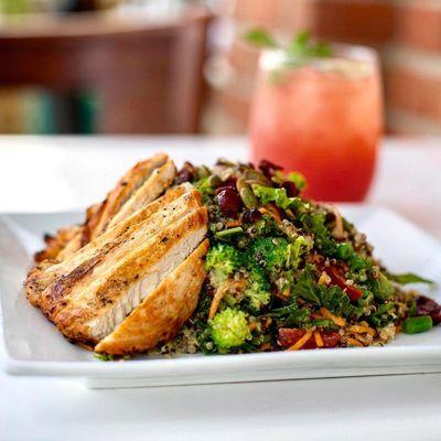 organic chicken quinoa salad