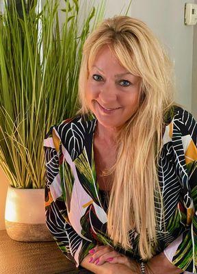 Julie Powell
Tax Professional