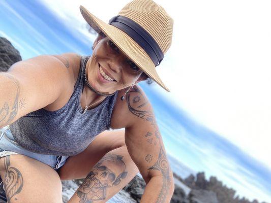 Memento Mori in my inner calf, jus one out of three tattoos I got from my fav artist Delshay .