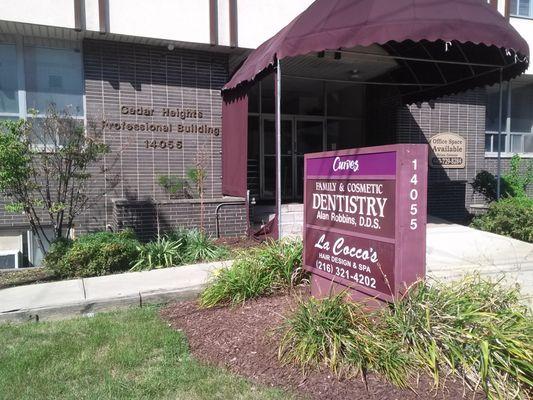 Warrensville and Cedar right next to Ohio Savings Bank
