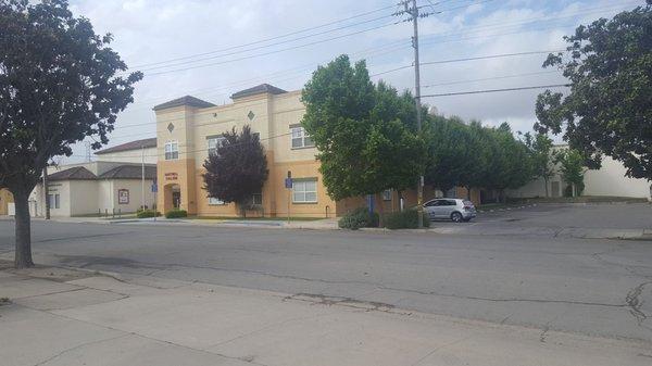 Hartnell College-King City Education Center