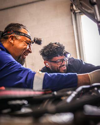 Cruz Auto & Fleet Services