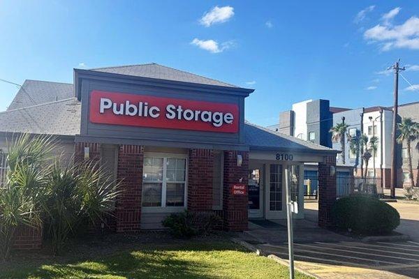 Public Storage