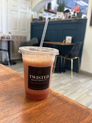 Twisted Sista's Donna