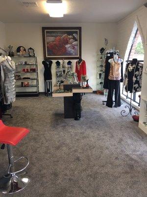 Soo. Glam Ladies Boutique Now Open