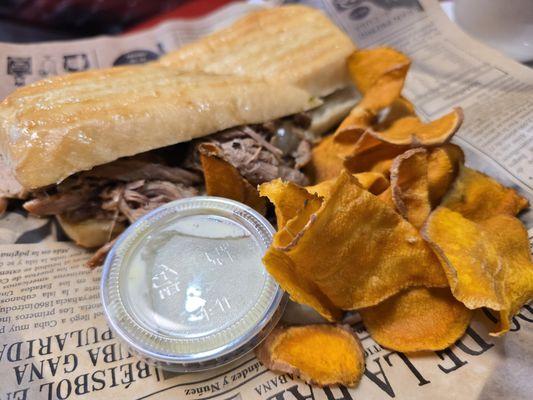 Que Bola Cuban Cafe