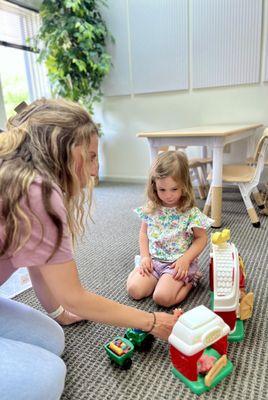 We offer 1:1 individualized speech therapy sessions.