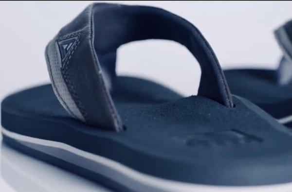 Cushion Dawn. Vegan leather straps and a squishy comfy sole!