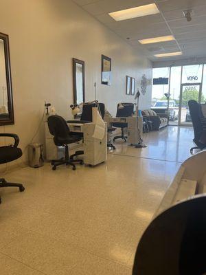 Manicure area