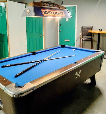 Gator Lounge & Package