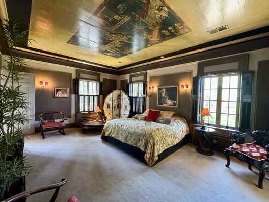 Grand Island Mansion