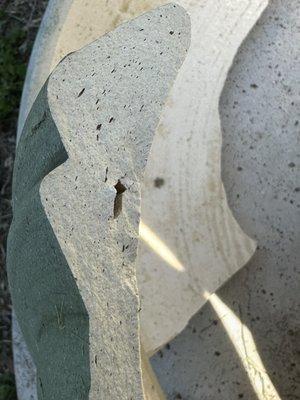 Poor quality of workmanship, big bubbles