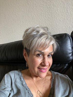 Fringe Color Bar & Salon