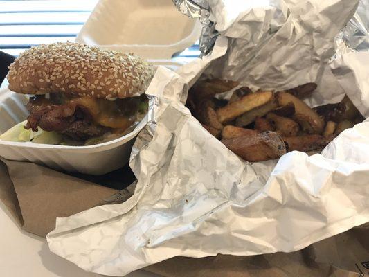 Rare Earth Farms Food Truck