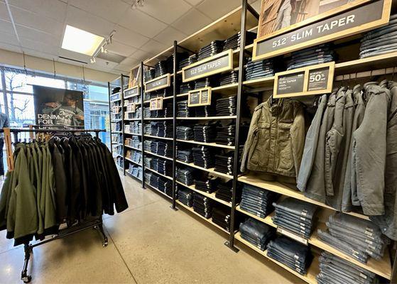 Levi’s Outlet Store