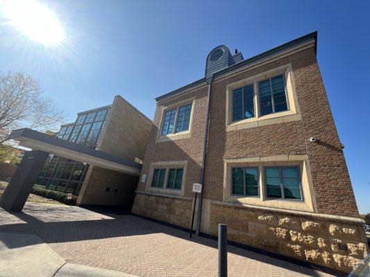 Grosse Pointe Public Library - Woods Branch