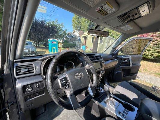 Daniel Automobile Detail