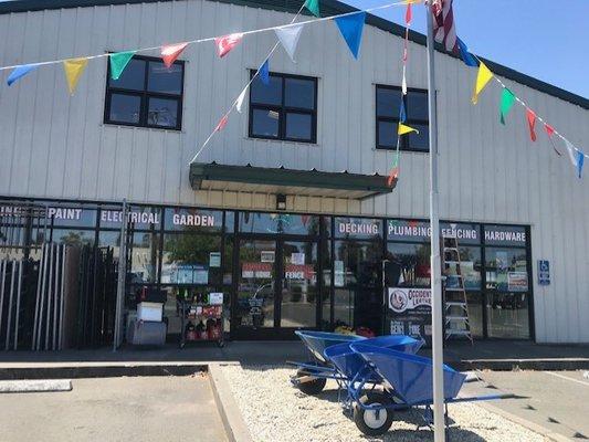 Kenwood Lumber and Hardware