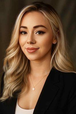 Rhiannon Smith - Fox Real Estate Group