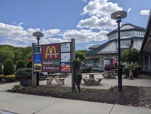 Charlton Service Plaza 5/2023