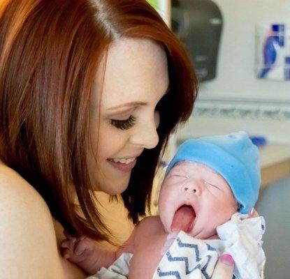 Not even an hour after giving birth and my lashes are just as perfect as my baby!