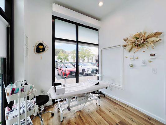 Optima Salon Suites - MacArthur Newport Beach