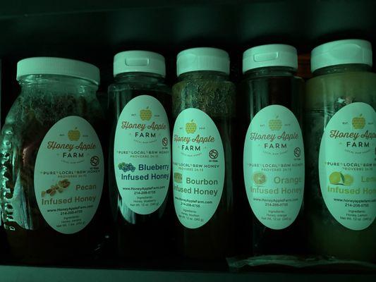 So many infused honeys