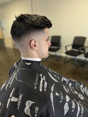 Elegance Barber Lounge