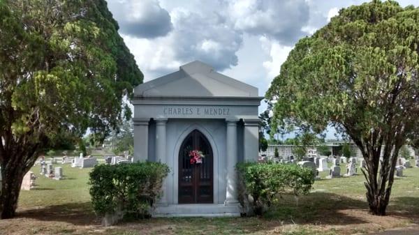 Centro Asturiano Memorial Park Cemetery