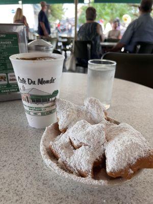 Cafe Du Monde
