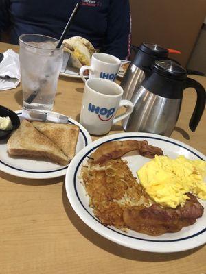 Quick 2-Egg Breakfast for $12.50