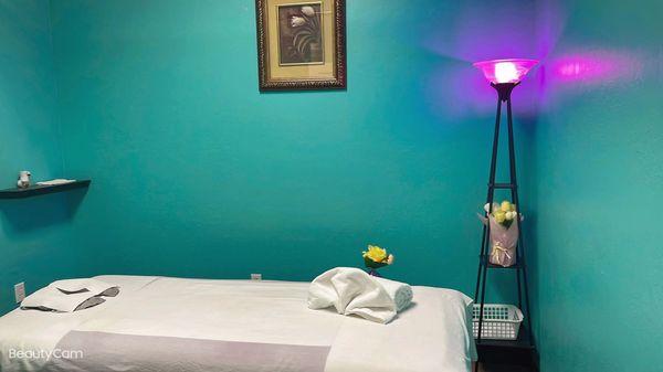 Sunflower Massage