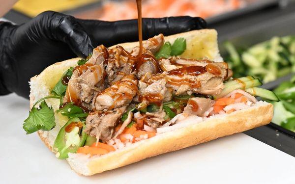 Banh Mi Zon
