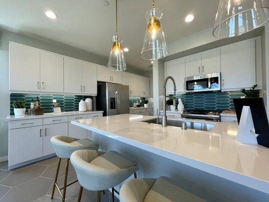 Luxury kitchen cleaning with Glisten Co.