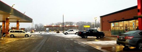 Auto & Truck fuel islands