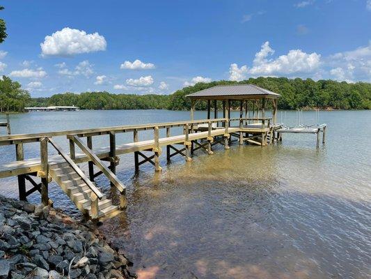 Clawson's Pile Driving & Construction
Custom Boat Docks