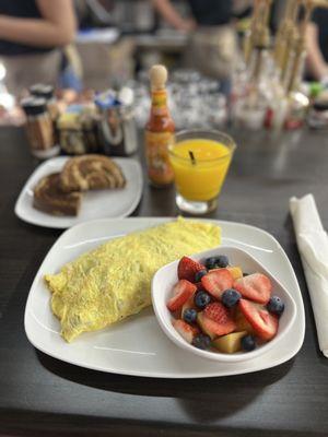 Peaches Brunch House