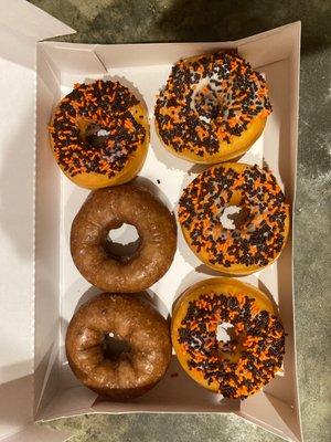This is not 2 vanilla and 2 strawberry frosted.