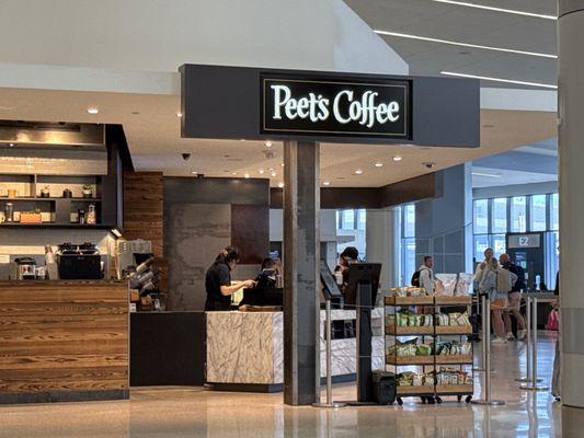Peet's Coffee & Tea