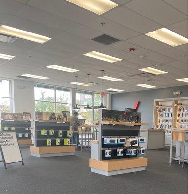 Verizon Authorized Retailer, TCC