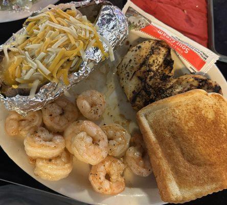 Shrimp and chicken sandwiches