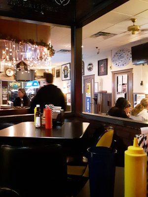 Cute little place. College joint.